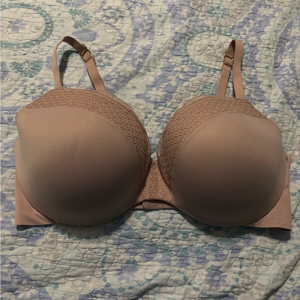 VS incredible lined Demi bra